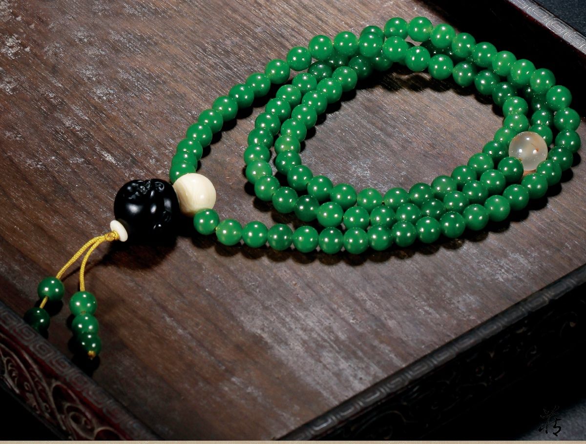 认识碧玉：不同于翡翠的美丽和田玉鉴定保养知识大全-藏玉网- 藏玉｜藏