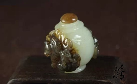 世界顶级袖珍艺术品——鼻烟壶和田玉鉴定保养知识大全-藏玉网- 藏玉｜藏