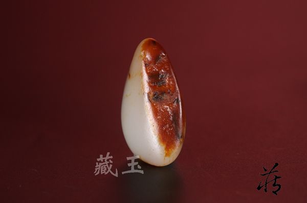 本物保証！和田玉ペンダント★貴重な籽料虎皮 本物！和田玉☆籽料☆白玉に金色皮、亀の甲羅モチーフ - メルカリ