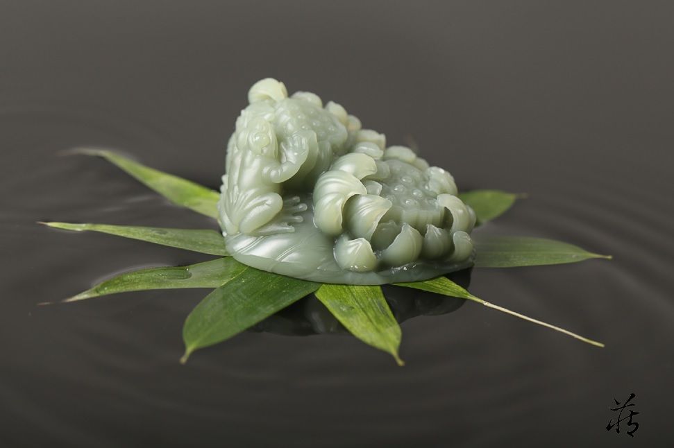 花中君子——和田玉雕中的莲之美！和田玉鉴定保养知识大全-藏玉网- 藏玉