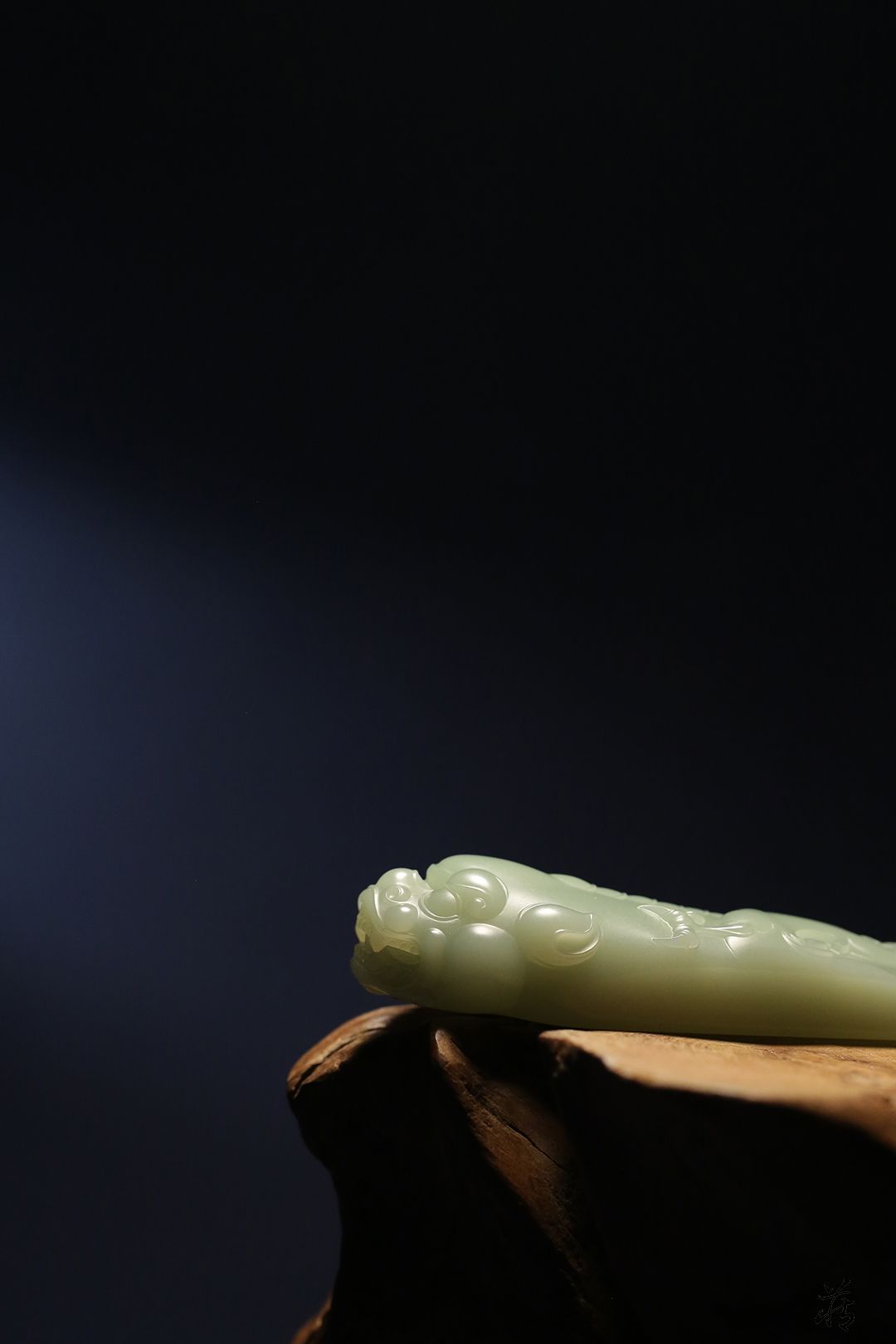 珍品 和田白玉掛け物　根付　猪龍 旧家蔵出し 和田玉細密彫 羊脂白玉 如意紋 平安扣 彫刻 根付 裝