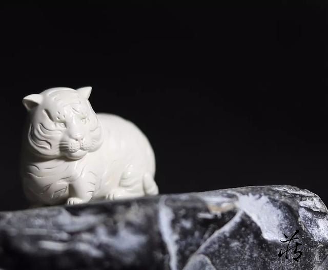 玉雕跨界到动漫，要被这几只老虎萌化了和田玉鉴定保养知识大全