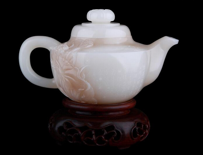 莲花壶
