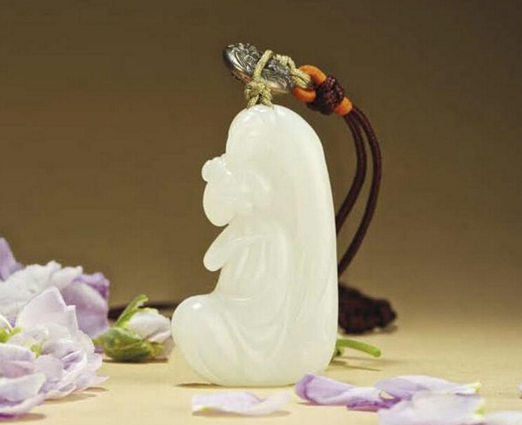 缠绵白玉把件
