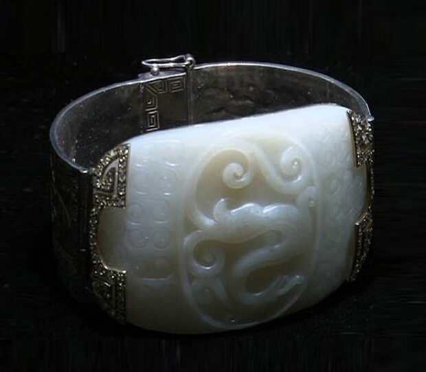 玉饰品