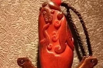 和田玉的黄与红