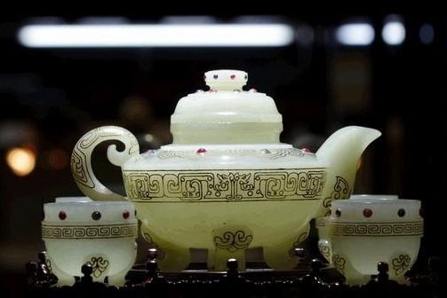 新疆和田玉资源日趋稀缺 或向高端市场发展