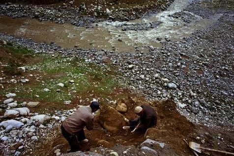 详解介于山料与籽料之间的山流水料