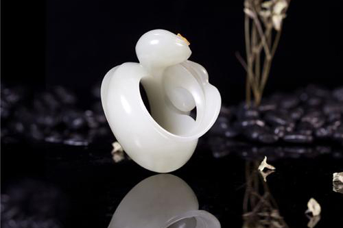 玉艺联盟品鉴：新疆玉雕大师李俊杰作品