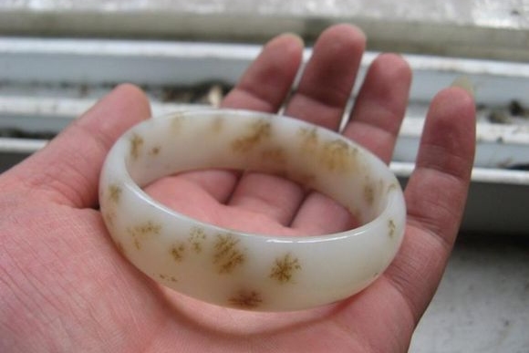 小知识：有水草沁的一定是籽料吗？