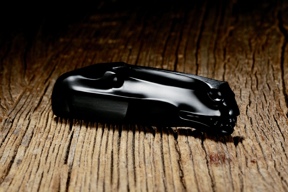 浓墨一撇 墨玉的诱惑