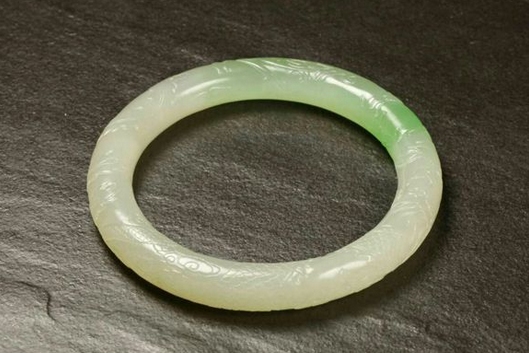 小知识：翠青玉选购的几个要点