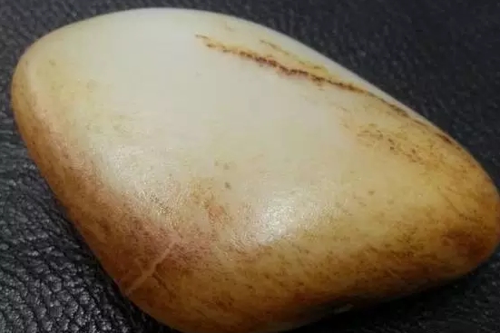 小知识：籽料皮色里的一些好品种