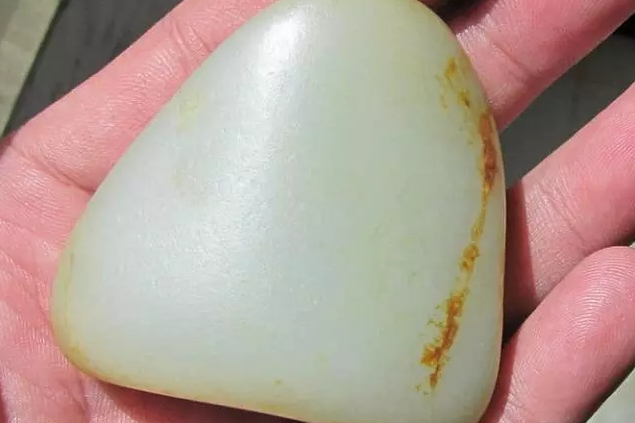 小知识：和田玉里的一些潜力股