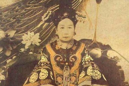 揭秘：慈禧太后与和田玉的故事