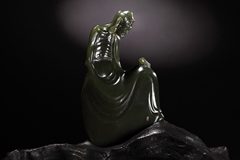 玉雕师雕一件玉需要多少成本（看哭了）