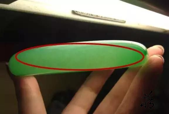 这种酸蚀网纹是一个很重要的特点.