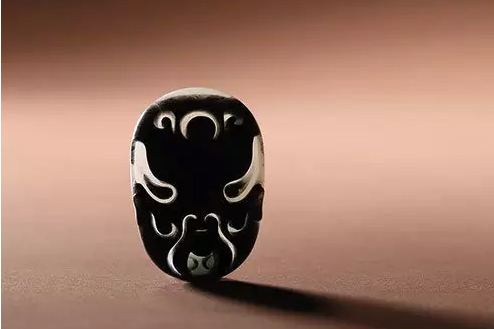 小知识：青花的玉质及产地分辨