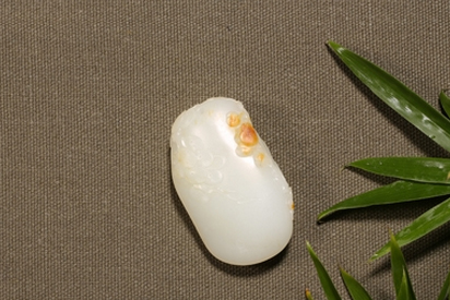 小知识：几种广义和田玉的特征
