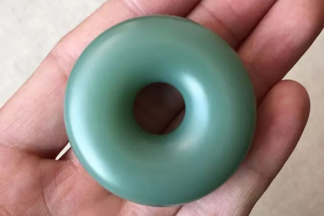 怀古面包圈是如何雕刻的？