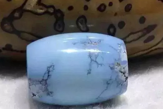 真假绿松石混在一起你能分的出来吗？