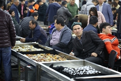 玉艺探访：籽料市场的价格之谜