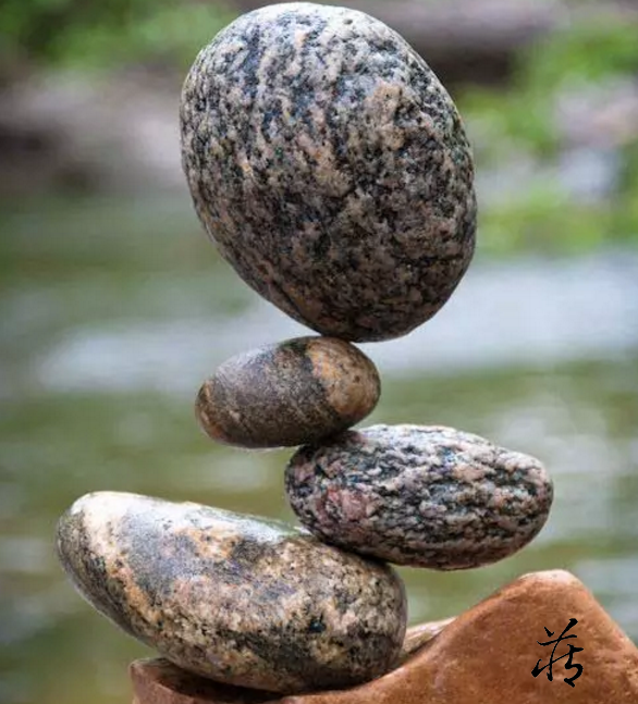 令人惊叹的石头平衡艺术