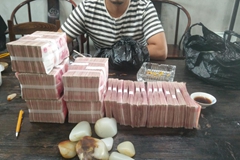 这么多现金，玩和田玉的都是土豪吗？