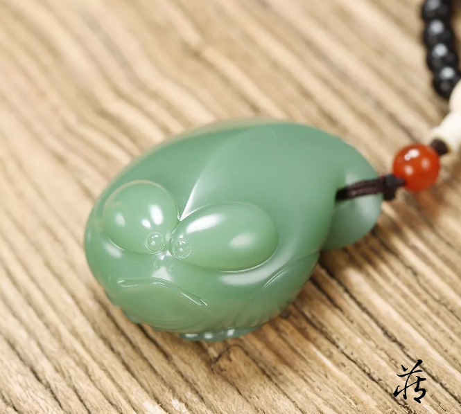 玉雕青蛙如此卖萌,你确定没有被吸引?