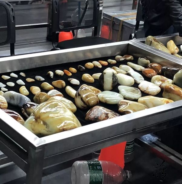 苏州相王玉器城游记:和田玉籽料价格如何了!