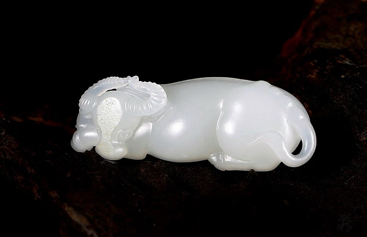 和田玉题材之牛气冲天小藏看玉雕