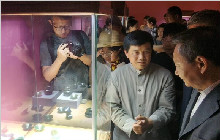 蒋喜玉雕艺术精品展在中国美术馆开幕