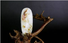 和田玉俏色用活了！这样的百鸟朝凤堪称精品