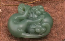 和田玉硕果：一件玉雕作品的改头换面