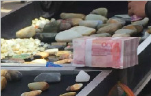 疯狂的和田玉，30g的小籽出价近10万都不卖