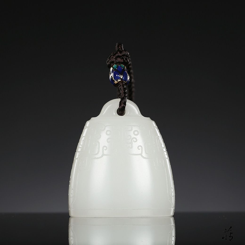 和田玉秤砣虽小能压千斤