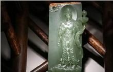 【臻品】和田玉《持莲观音》:飘逸灵秀，超凡脱俗