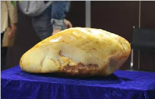 也许，你也有一块百万级的和田玉籽料