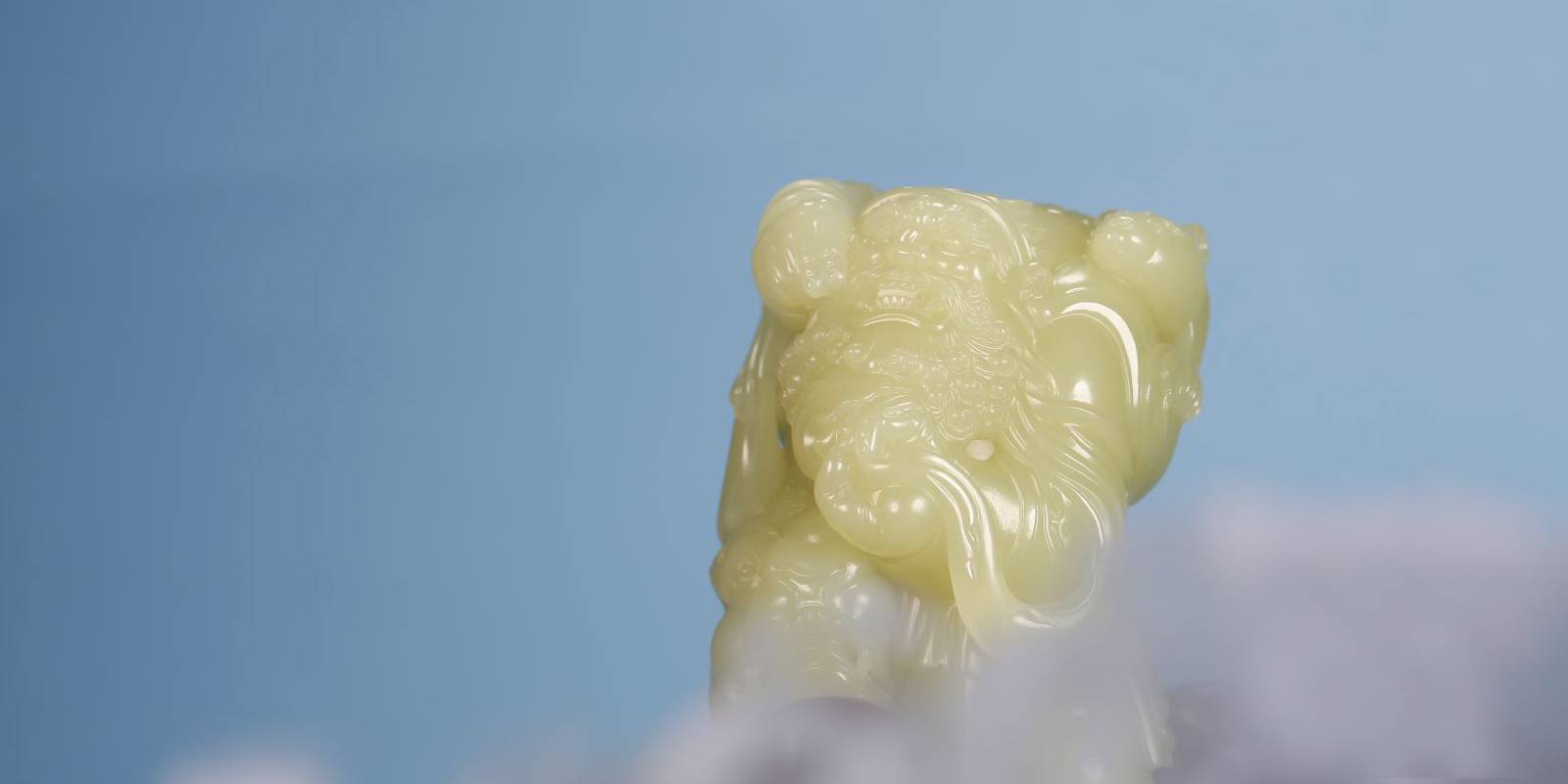 一个神秘的黄玉籽料！是传说中的无价之宝吗？
