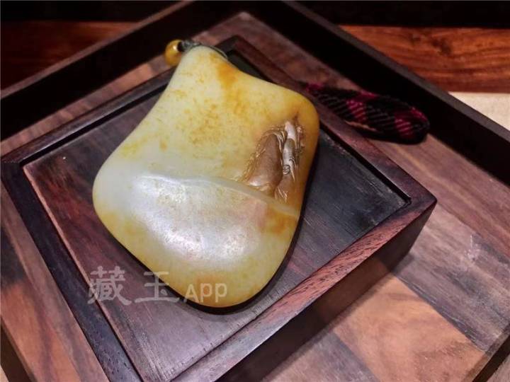 一个要切掉的籽料大水线，最后却让它价值提升几倍