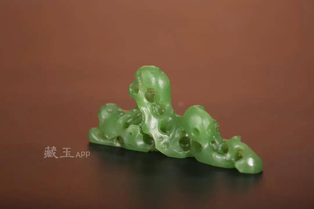 瘦、漏、皱、透，石之美玉之味！